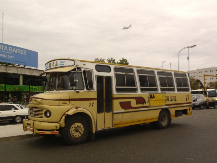 Mercedes-Benz LO 1114 - Suyai - Al servicio del GCBA
B 2055553 - XIC 450
Ex interno 11 de La Unión, 502 de Azul, al servicio del GCBA.

http://galeria.bus-america.com/displayimage.php?pos=-13910
http://galeria.bus-america.com/displayimage.php?pid=29912
http://galeria.bus-america.com/displayimage.php?pid=34015
http://galeria.bus-america.com/displayimage.php?pid=34302
http://galeria.bus-america.com/displayimage.php?pid=34303
http://galeria.bus-america.com/displayimage.php?pid=35607
http://galeria.bus-america.com/displayimage.php?pid=36614

