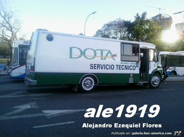 Mercedes-Benz LO 1114 - El Detalle - D.O.T.A.
Servicio Técnico
