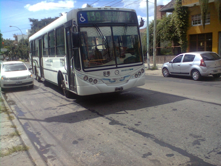 Mercedes-Benz OH 1618 L SB - Metalpar Iguazú 2010 - M.O.Q.S.A.
http://galeria.bus-america.com/displayimage.php?pid=28600

Línea 159 (Buenos Aires) - Interno 33
En Berazategui
Palabras clave: linea_159 moqsa iguazu_1618 berazategui