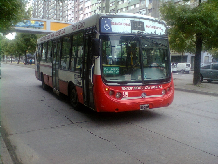 Mercedes-Benz OH 1315 L - Metalpar - T.I.S.J
Línea 185 - Interno 519
En Lugano 1 y 2
Palabras clave: linea185 tisj tronador_1315 lugano
