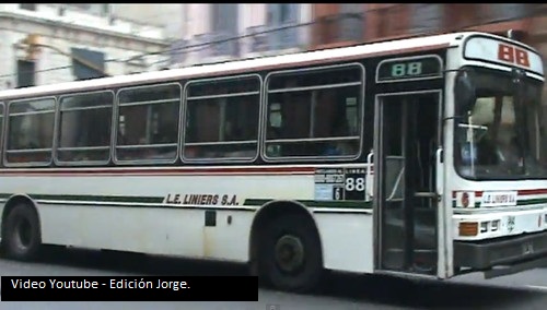 Dimex - Ugarte - L.E. Liniers S.A.
Línea 88 - Interno 6
Fuente: Youtube
Palabras clave: Dimez Ugarte Liniers 88