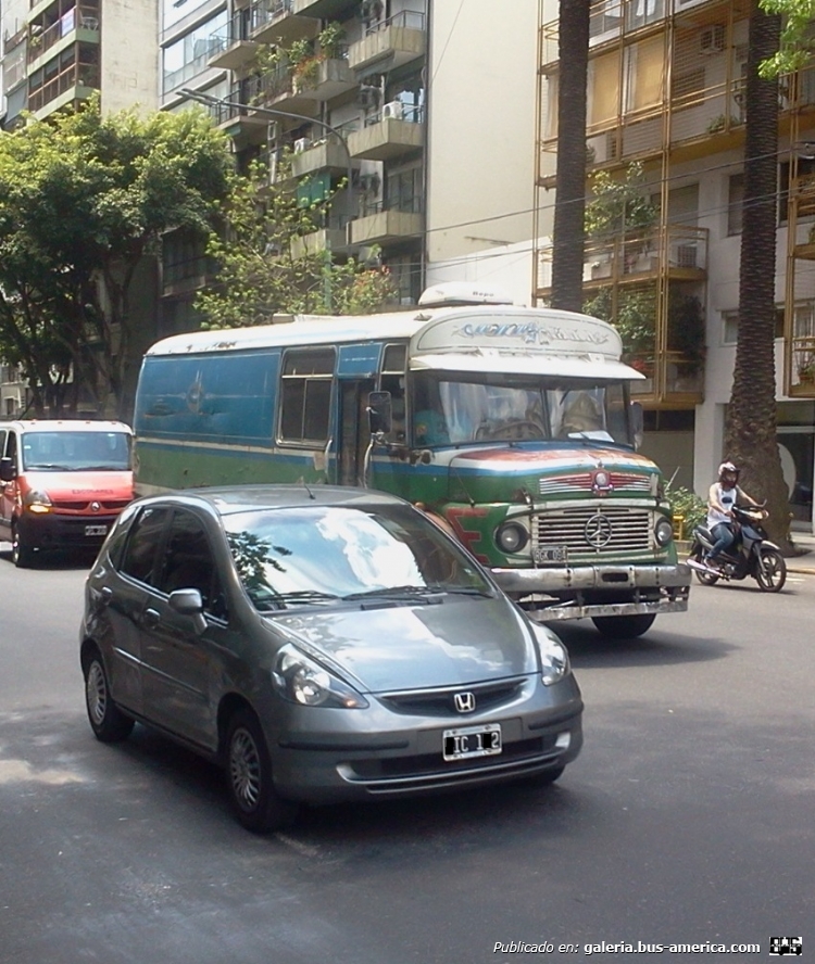 Mercedes-Benz LO 1114 - El Indio - Particular
C 1043843 - RGK 094
Reformado a furgón

Foto: Sebastián Gutiérrez

http://galeria.bus-america.com/displayimage.php?pid=21153
http://galeria.bus-america.com/displayimage.php?pid=29903
http://galeria.bus-america.com/displayimage.php?pid=38810
http://galeria.bus-america.com/displayimage.php?pid=41472
Palabras clave: Mercedes Benz 1114 el indio