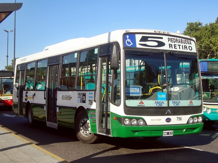 Agrale MT15 - Nuovobus - Río Grande
NMA 826
Línea 5 - Interno 756
Palabras clave: Nuovobus