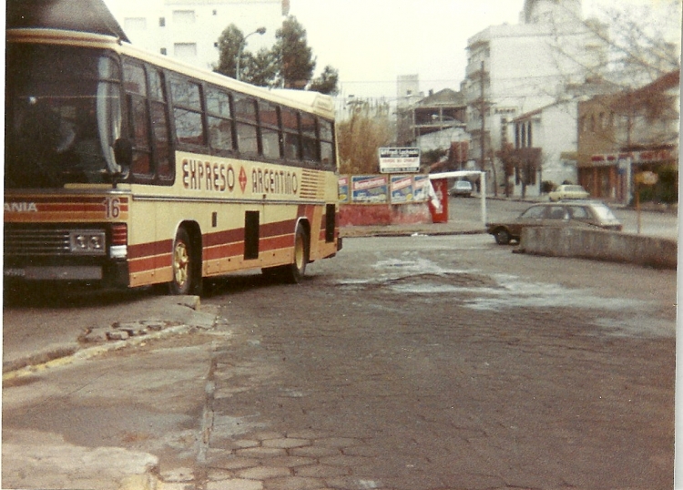 Scania BR 116 - Cametal - Expreso Argentino
Interno 16
