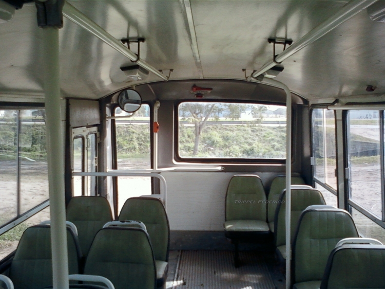 Mercedes-Benz OF 1215 - BUS
C 1603575 - TCN 482
Vista interior del "Bus Tango"

http://galeria.bus-america.com/displayimage.php?pid=31365
http://galeria.bus-america.com/displayimage.php?pid=31366
