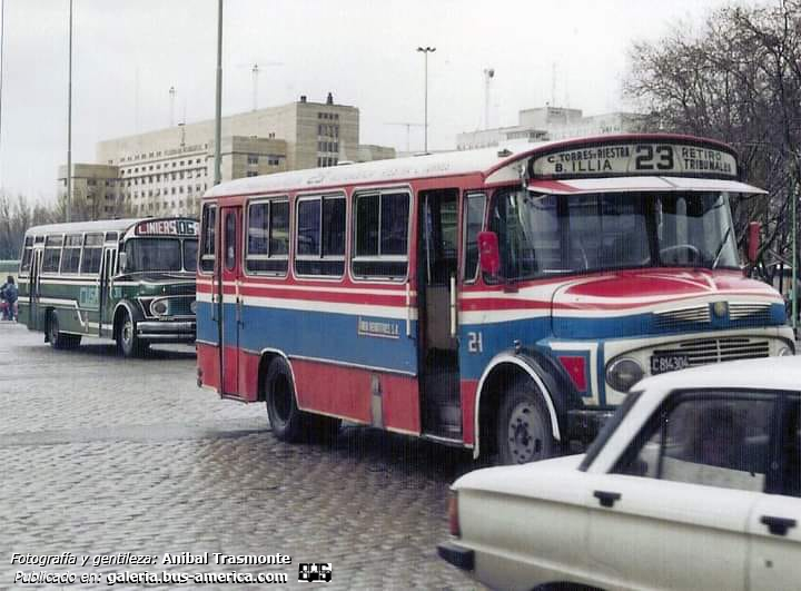 Mercedes-Benz LO 1114 - Ottaviano OT 77 - Línea Veintitres
C.814304

Línea 23 (Buenos Aires), interno 21


Fotografía, scaneo y gentileza: Anibal Trasmonte
