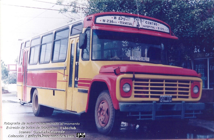 Ford B 7000 - Supercar P80/3 - Línea 1
VBZ 336 - ex patente C.1199375

Línea 1 (Villa Angela)

Fotógrafo: ¿Raúl Vich?
Extraído de bolsa de fotografías del Coleclub
Scaneo: Gabriel Maluende
Colección: www.bus-america.com 
