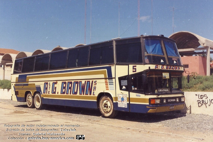 Scania K 112 - J.Troyano Funke 2001 Piso y Medio - Alte.G.Brown
S.535725

Alte. G. Brown, interno 5
Habilitación Excurisones 1775 (Prov. Buenos Aires)

Fotógrafo: desconocido
Scaneo: Gabriel Maluende
Colección: www.bus-america.com
