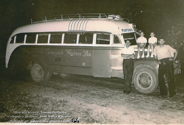 Ford V8 - SICA - Coop. Transp. Morteros
805

Coop. Transp. Moreteros (Prov. Córdoba), patente provincial 805

Fotografía archivo: Transporte Morteros
Colección y gentileza: José María Wangler
