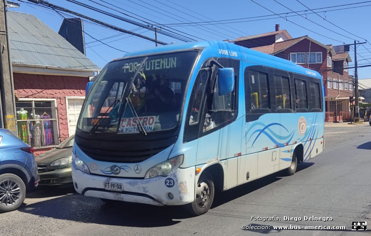 Mercedes-Benz LO 915 - Mascarello Gran Micro (en Chile) - Buses Ojeda
FT PF 33

Buses Ojeda (Prov.Chiloe), unidad 23


Fotografía y gentileza: Diego Delnegro 
