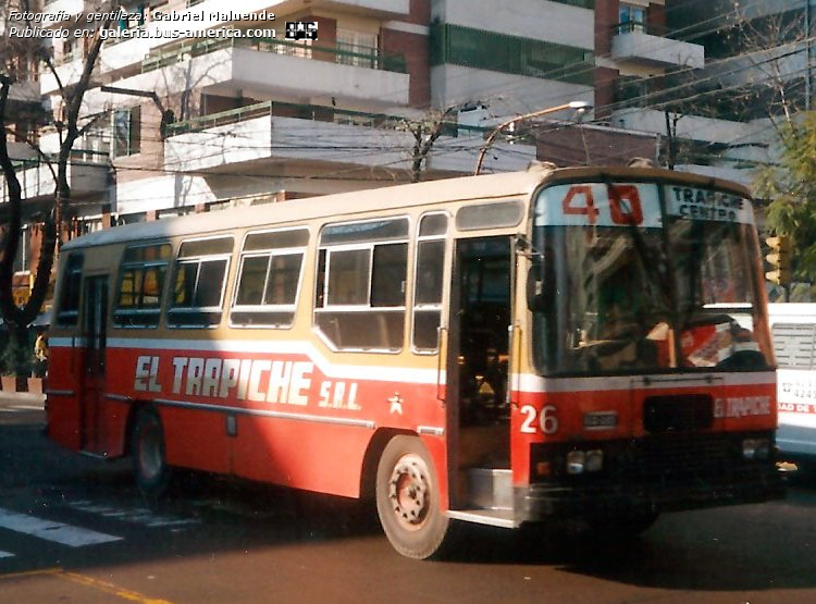 Mercedes-Benz OF 1214 - El Trapiche , El Trapiche - El Trapiche
TOD 033 - ex patente M.262645

Grupo de líneas 40 (Mendoza), interno 26

Fotografía y gentileza: Gabriel Maluende

Para conocer la historia completa de esta carrocería haga click en: 
[url=https://www.bus-america.com/ARcarrocerias/ElTrapiche/ElTrapiche-histo.php]EL TRAPICHE,  historia de sus carrocerías[/url]
