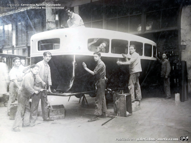 Chevrolet - Nicolás Malaspada - MOPLAL
Luján 24
[url=https://bus-america.com/galeria/displayimage.php?pid=64084]https://bus-america.com/galeria/displayimage.php?pid=64084[/url]

Línea 5 (Buenos Aires)

Fotografía de: Carrocería Nicolás Malaspada
Colección y gentileza: Adriana Noemí Veronese
