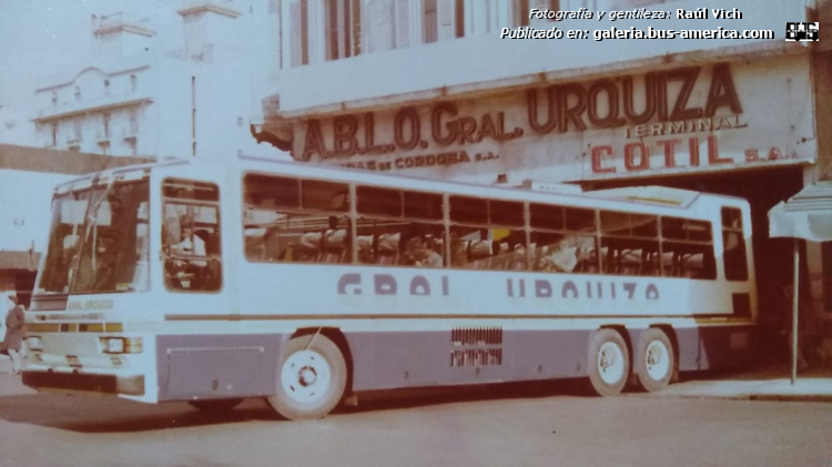 Magirus-Deutz 280 RS 14U/2 - DIC LD 1014 - Gral.Urquiza
Fotografía y gentileza: Raúl Vich
