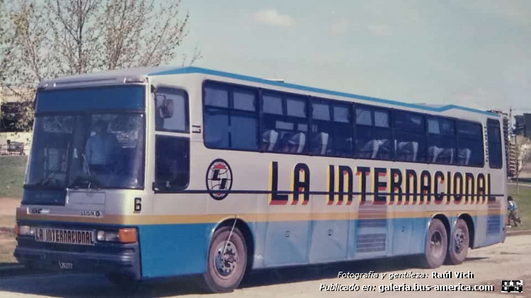 Scania K 112 - DIC LD 1014 G - La Internacional
¿C.1252777?
[url=https://bus-america.com/galeria/displayimage.php?pid=51150]https://bus-america.com/galeria/displayimage.php?pid=51150[/url]

La Internacional, interno 6

Fotografía y gentileza: Raúl Vich
