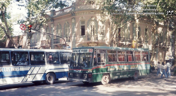 Mercedes-Benz OF 1214 - Eivar Ebro - Gral.Roca
J.¿------?

Líneas 50 (Mendoza), interno 26

Fotografo: Osvaldo "Ruso" Abner
Scaneo: Gabriel Maluende
Colección: www.bus-america.com
