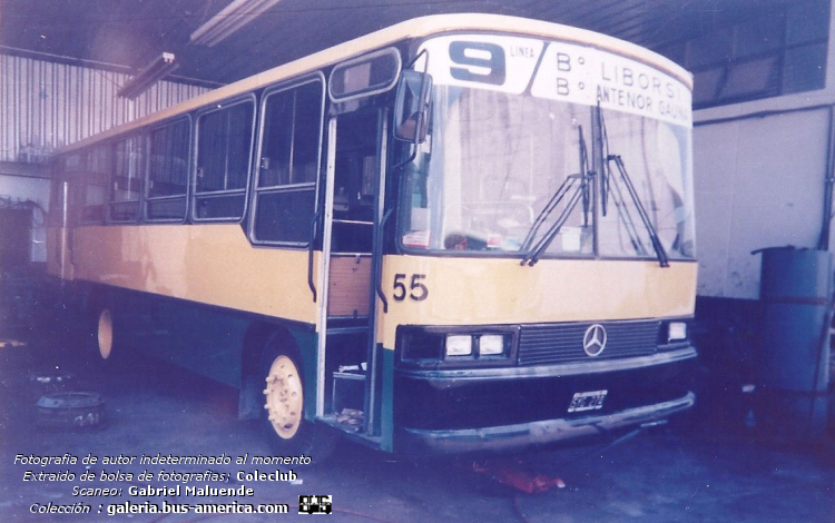 Mercedes-Benz OF 1214 - Ottaviano - Línea 9
SYG 274 - ex patente C.1464818

Línea 9 (Formosa), interno 55

Fotógrafo: desconocido al momento
Extraído de bolsa de fotografías del Coleclub
Scaneo: Gabriel Maluende
Colección: www.bus-america.com 
