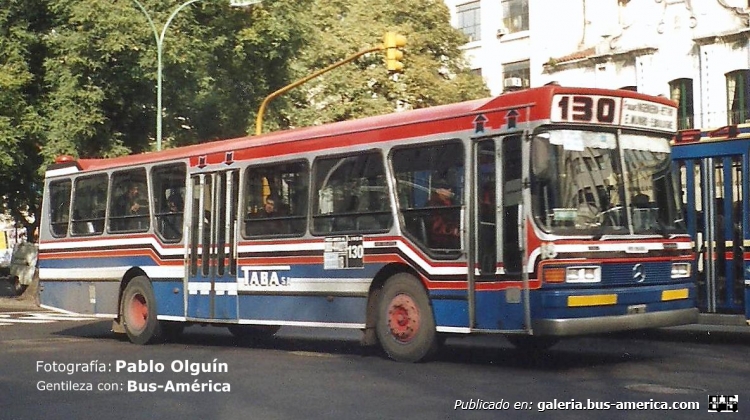 Mercedes-Benz OH 1621 L - San Miguel - T.A.B.A.
Línea 130 - Interno 18

Fotografía: Pablo Olguín
Palabras clave: 130
