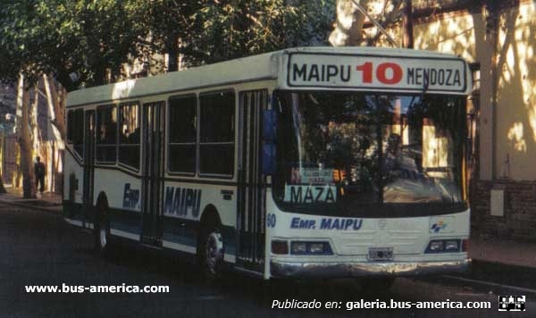 Mercedes-Benz OH 1721 L SB - La Favorita - Maipú
¿--L 152?
[url=https://www.bus-america.com/ARcarrocerias/LaFavorita/Roher/MBenzOH/LF-OHL1721-G10lin153int60.htm]https://www.bus-america.com/ARcarrocerias/LaFavorita/Roher/MBenzOH/LF-OHL1721-G10lin153int60.htm[/url]

Línea 153 (Mendoza), interno 60

Linda máquina
Foto Bus America
Palabras clave: f u r l a b u s