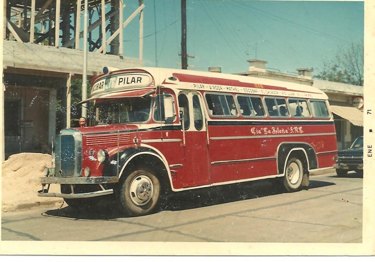 Mercedes-Benz L 312 - La Carrocera Del Sud - Cía La Isleña
Línea 276 - Interno 1
