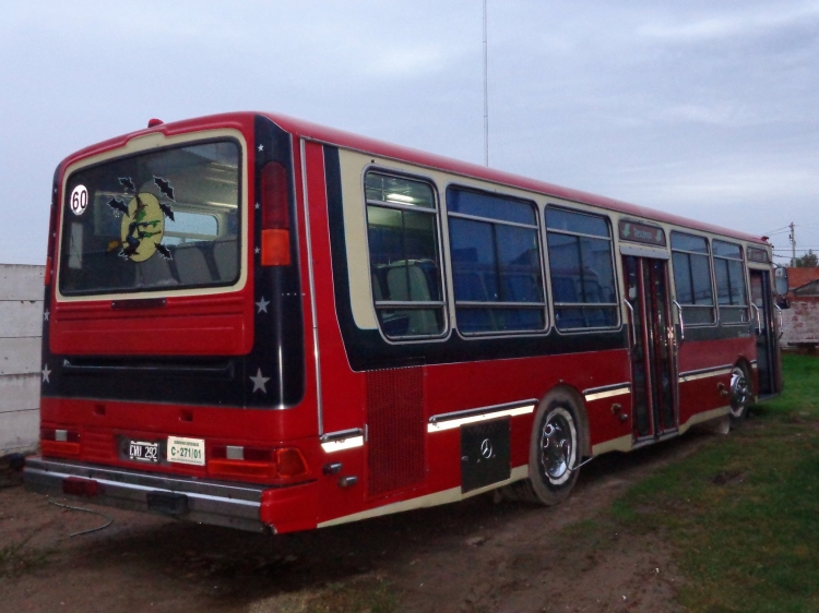 Mercedes-Benz OH 1621 L - Ugarte - Servicio Particular
CWU 292
Ex Linea 109 - Ex Interno 27

Imagen: Leo Javier (leobahia24)

http://galeria.bus-america.com/displayimage.php?pid=31446
http://galeria.bus-america.com/displayimage.php?pid=31448
http://galeria.bus-america.com/displayimage.php?pid=31450
http://galeria.bus-america.com/displayimage.php?pid=31451
http://galeria.bus-america.com/displayimage.php?pid=31452
http://galeria.bus-america.com/displayimage.php?pid=31453
