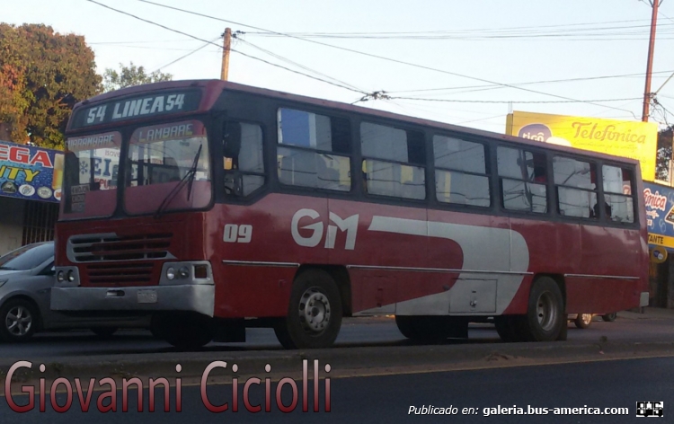 Mercedes-Benz OF 1318 - San Carlos - GM , Linea 54 , Interno 09
Este bus posee frente de Vitoria Monterrey y culata de ciferal Padron río de fabrica. ...es un hermoso bus por donde se lo mire

Ñemby Acceso Sur
