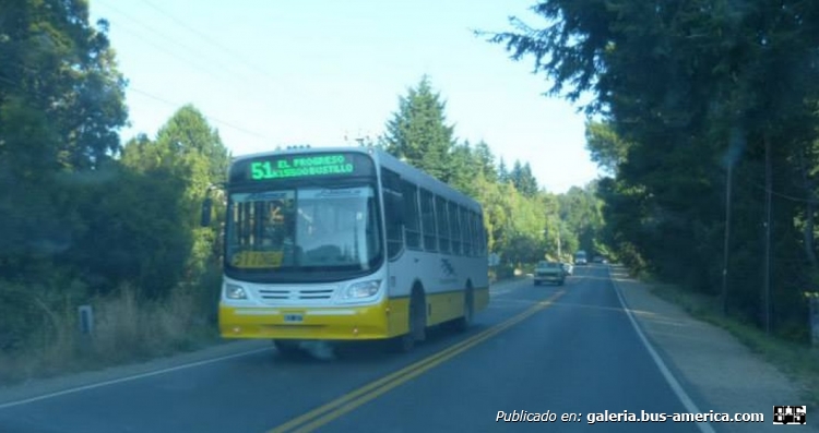 Mercedes-Benz OF 1418 - Italbus - Autobuses Bariloche
Sobre la Avenida Bustillo.

Fotografía: José Aparicio
Palabras clave: Mercedes-Benz Italbus Bello