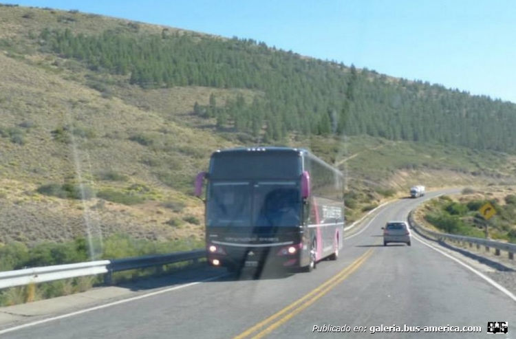 Saldivia Aries - Trans Per
Sobre la Ruta Nacional 237, bordeando el límite entre Neuquén y Río Negro (del lado de Neuquén). 

Foto: José Aparicio
Palabras clave: Saldivia