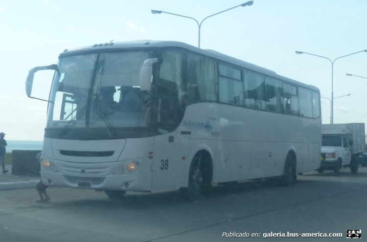 Mercedes-Benz OF 1722 - Saldivia - Transporte Albamar S.R.L.
GTP 012
Mercedes-Benz OF Saldivia Aries de Transporte Albamar S.R.L.

Fotografía: José Aparicio
Palabras clave: Mercedes-Benz Saldivia