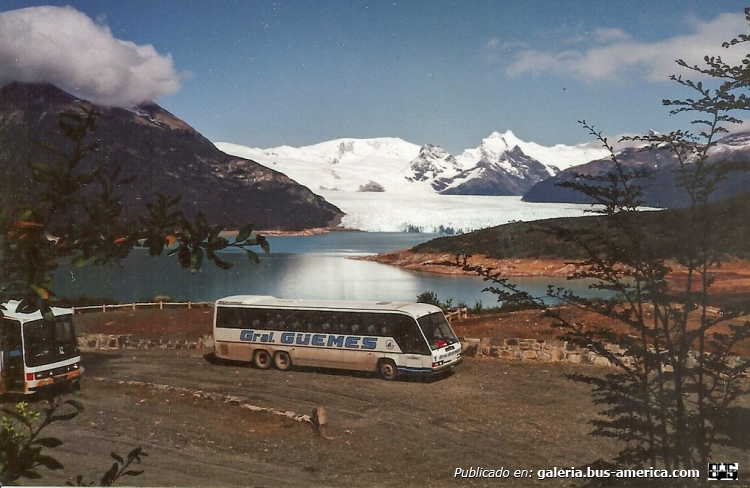 Mercedes-Benz OH 1419 - Carlos Decaroli PM 18 B - Gral. Guemes
Glaciar Perito Moreno
Palabras clave: ROSARIO DE.CA.RO.LI
