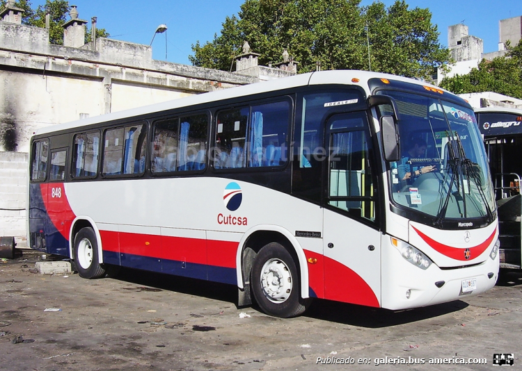 Mercedes-Benz OH 1420 - MARCOPOLO IDEALE 770 (en Uruguay) - CUTCSA
Unidad de Cutcsa haciendo la espera en el predio "Tacoma", lindero a la Terminal Baltasar Brum. Coche con pocos días de servicio en la empresa.

Foto: Pablo Martínez
Palabras clave: MARCOPOLO IDEALE 770 MERCEDES BENZ CUTCSA URUGUAY