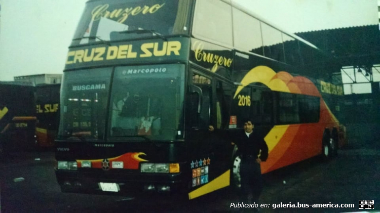 Scania K - Marcopolo GV Paradiso 1800 DD (en Perú) - Cruz del Sur
Fotógrafo: desconocido
Palabras clave: cruz del sur