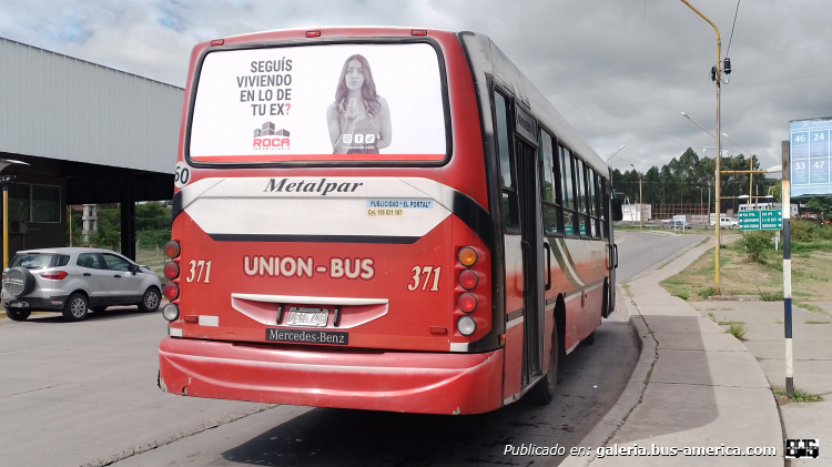 Mercedes-Benz OF 1418 - Metalpar Tronador 2010 - Unión Bus
OFR 746

Unión Bus, interno 371 (Parte de Atras)
