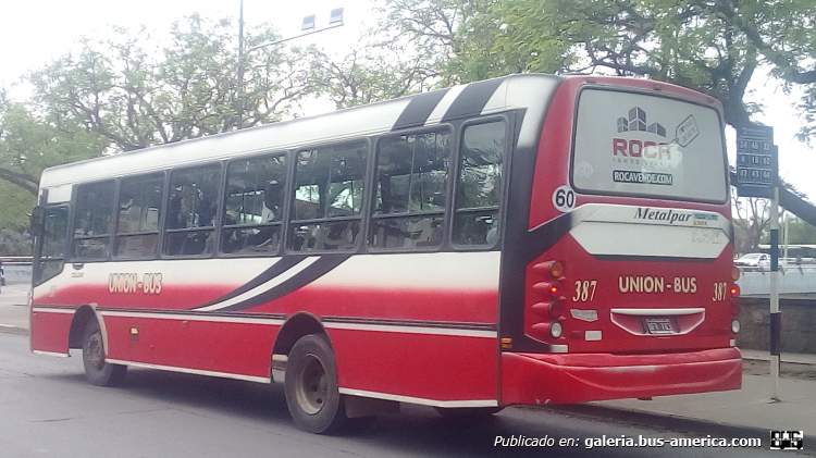 Mercedes-Benz OF 1418 - Metalpar Tronador 2010 - Unión Bus
OFR 743

Unión Bus, interno 387 (Parte de Atras)
