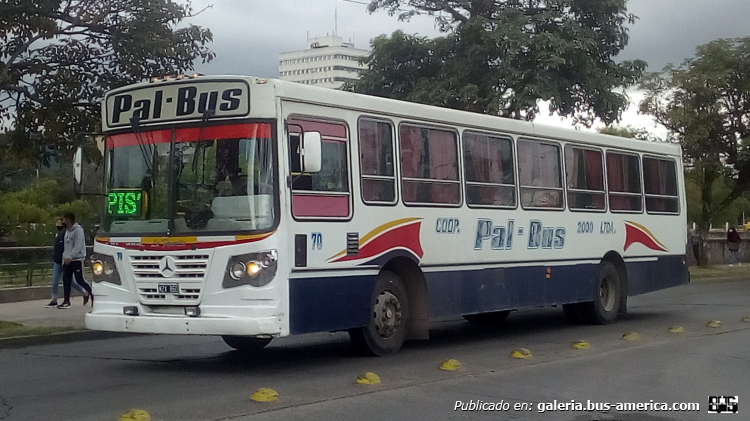 Mercedes-Benz OF 1722 - La Favorita GR - Pal Bus 2000
MZX 860

Línea 10A (Prov. de Jujuy), interno 70
